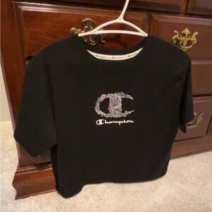 Cropped champion top